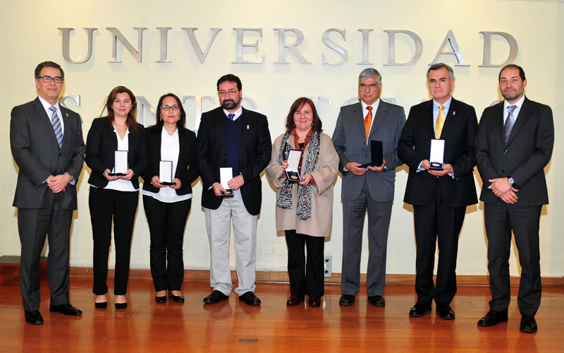 Académicos de la UST y docentes de IP-CFT reciben importante distinción