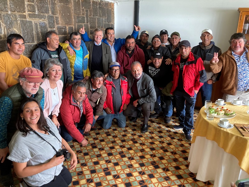 Centro de Investigación CAPIA UST ejecuta exitoso proyecto de repoblamiento con pescadores artesanales de Ancud